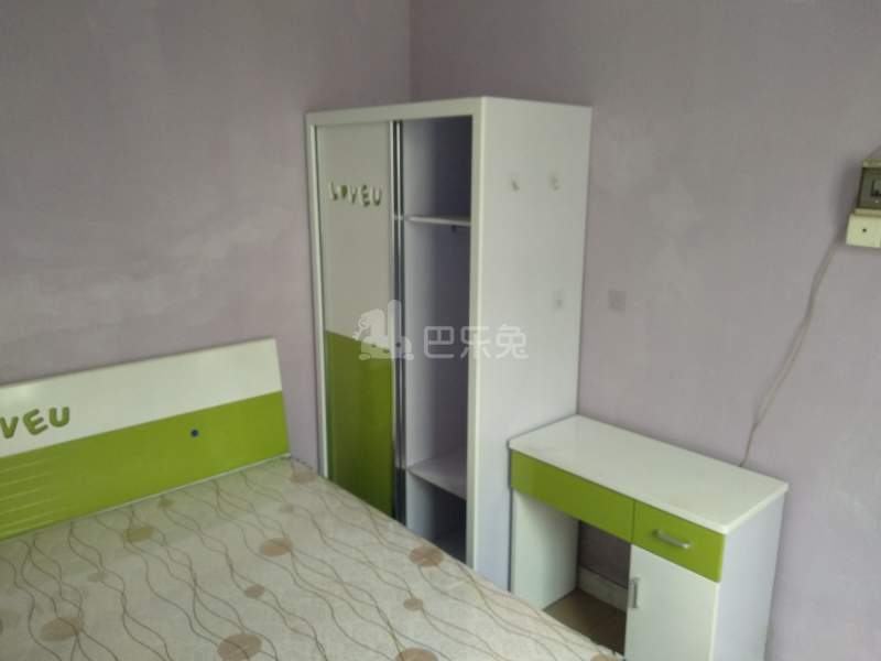 大山村迎龙坊二巷5号4024545卧室图0