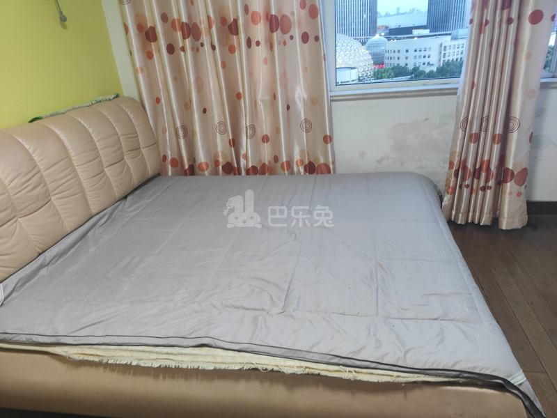 新梅共和城4040803卧室图1