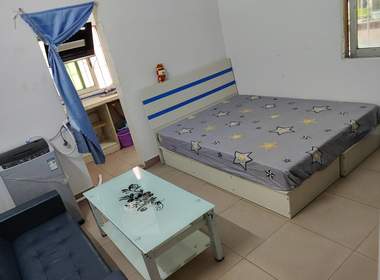 温馨阁公寓（江夏村青龙大街西四巷15号） 1室0厅1卫