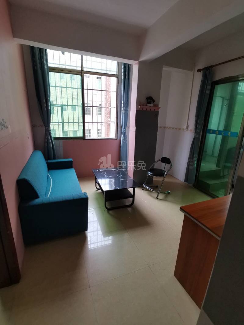 幸福居（镇北南街中心巷12号）4055478客厅图2