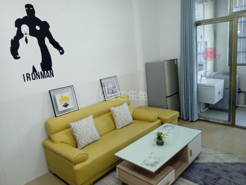 鸣豪商务公寓（望岗村东胜北街29-31号）4061127客厅图4