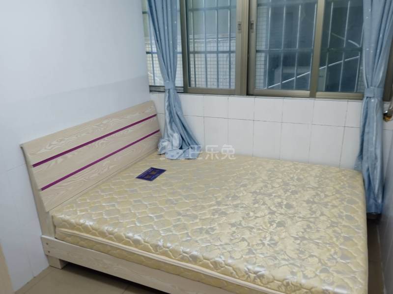 鸣豪商务公寓（望岗村东胜北街29-31号）4061127卧室图0