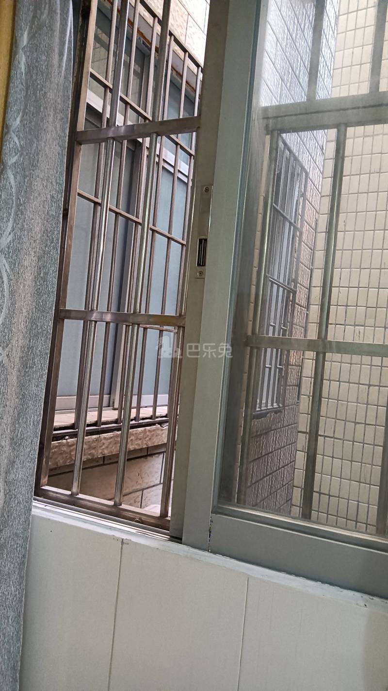 车陂大塘街五巷6号-车陂村4086316卧室窗户图7