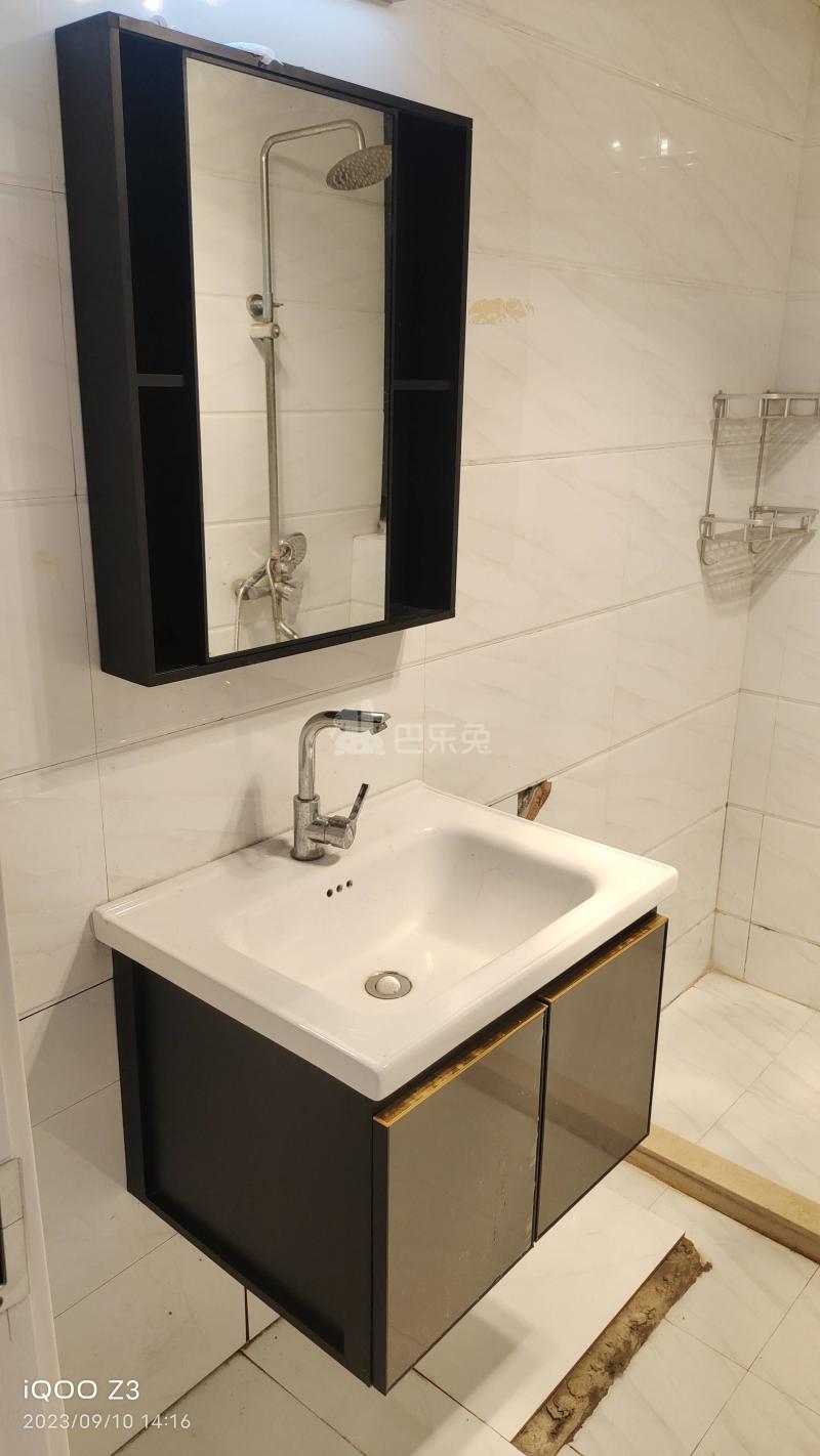 绿地南桥新苑二期东区4087917卫生间图7