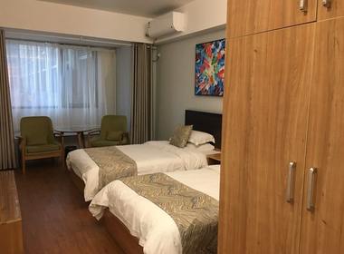 上居公寓 1室0厅1卫