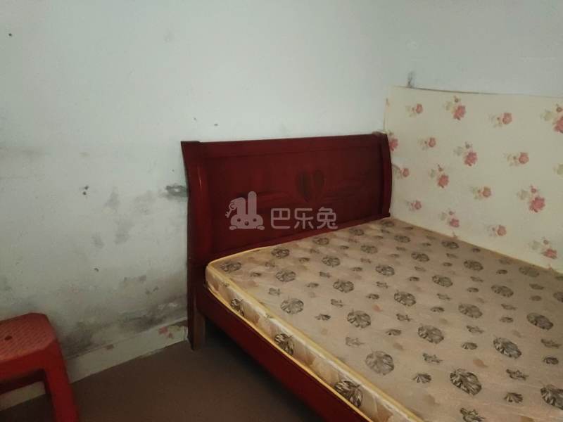 江夏村西头大街25号4123209卧室图7