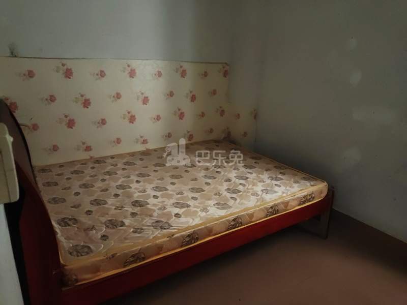 江夏村西头大街25号4123209卧室图1