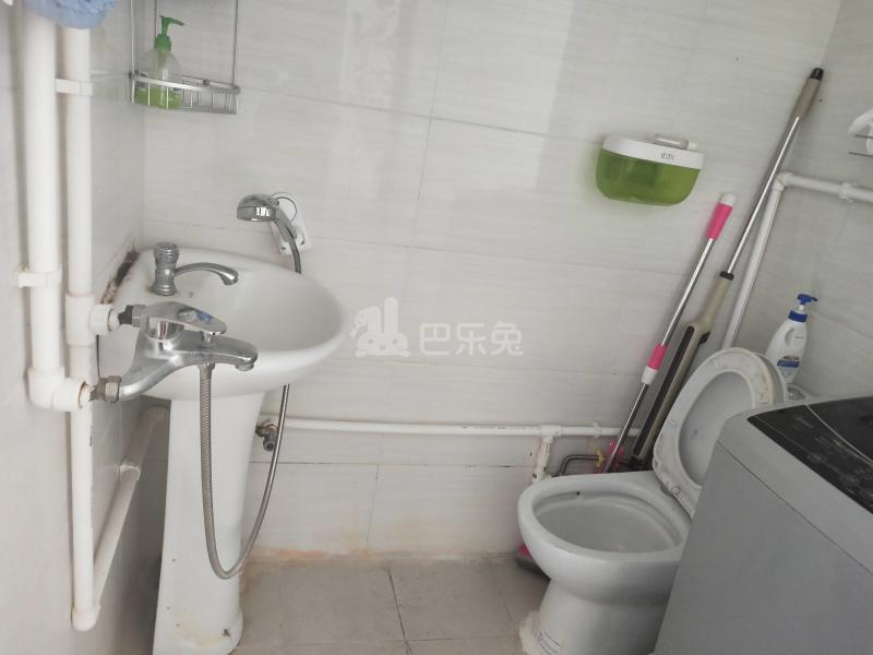 和平商厦4127513卫生间图9