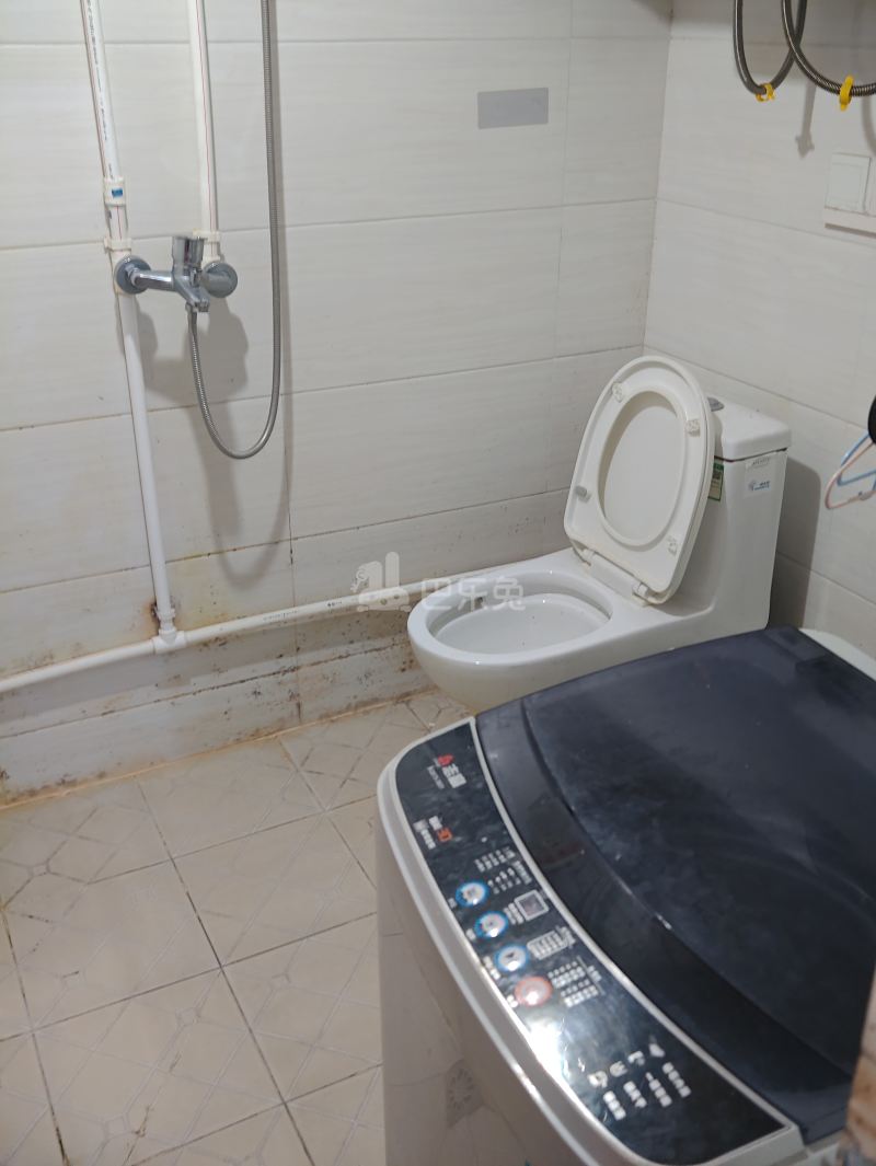 和平商厦4127513卫生间图7