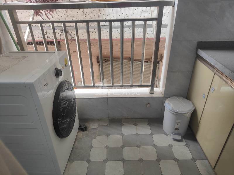 江夏村黄石街江夏北十三巷4号4141977卫生间图12