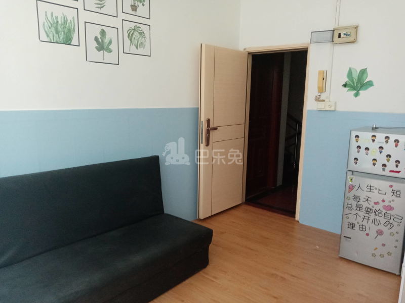 龙诚汇物业（龙洞村龙洞北苑小区五巷2号）4146895客厅图4