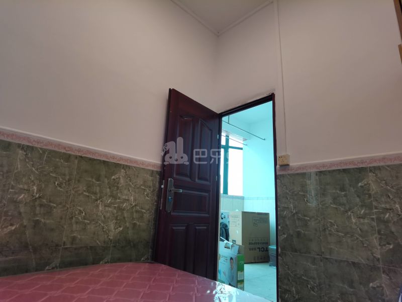 龙诚汇物业（龙洞村龙洞北苑小区五巷2号）4146901卧室图3