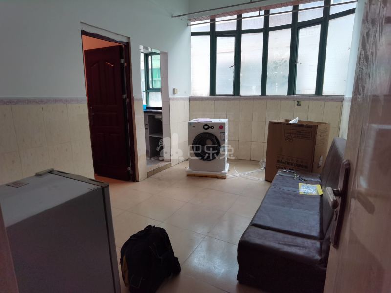 龙诚汇物业（龙洞村龙洞北苑小区五巷2号）4146901客厅图6