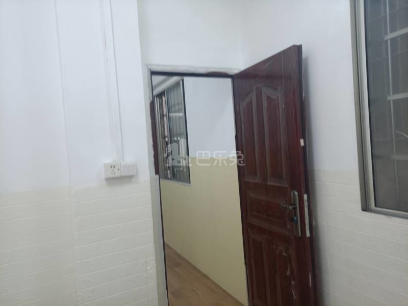 龙诚汇物业（龙洞村龙洞迎龙路龙门1巷4号）4147001卧室图5