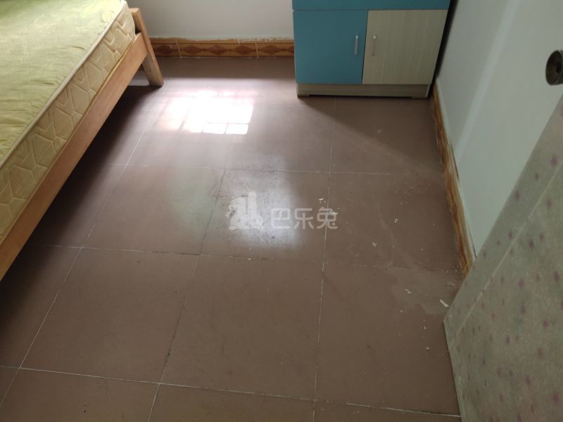 龙诚汇物业（龙洞村龙洞聚贤小区二巷9号）4147198卧室图7