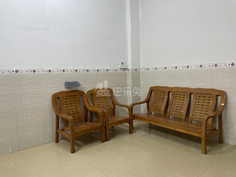 龙诚汇物业（龙洞村龙洞山庄大街6号）4147456客厅图4