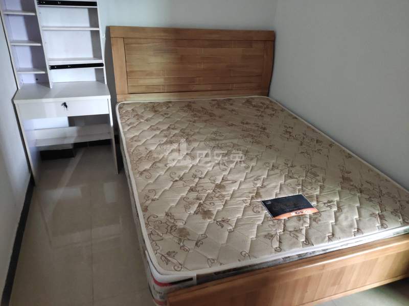 龙诚汇物业（龙洞村龙洞山庄大街6号）4147458卧室图1