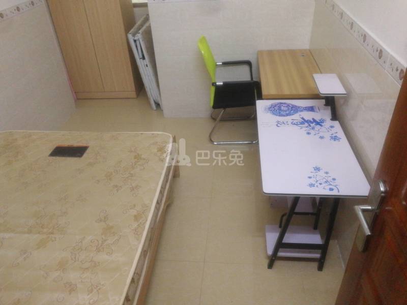 龙诚汇物业（龙洞村龙洞山庄大街6号）4147460卧室图2