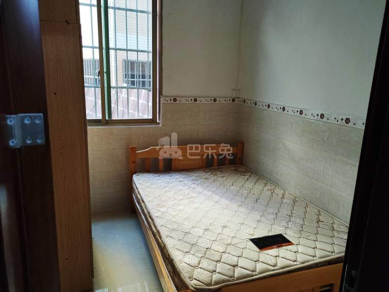 龙诚汇物业（龙洞村龙洞山庄大街6号）4147476卧室图3