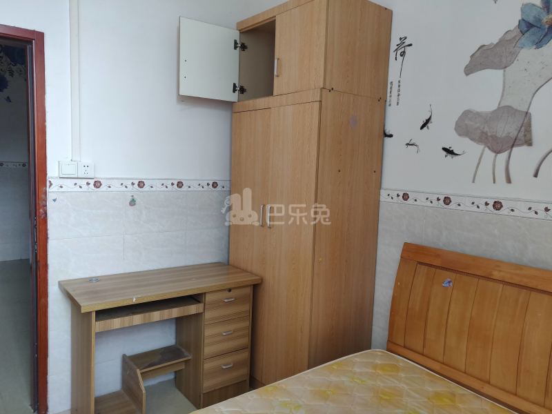 龙诚汇物业（龙洞村龙洞山庄大街6号）4147477卧室图2