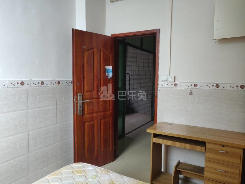 龙诚汇物业（龙洞村龙洞山庄大街6号）4147477卧室图3