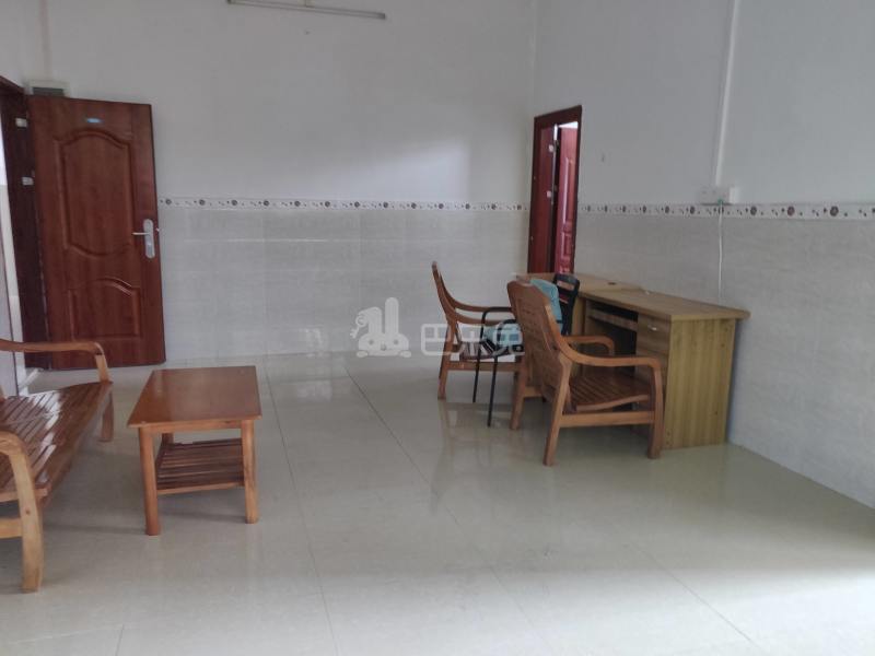 龙诚汇物业（龙洞村龙洞山庄大街6号）4147477客厅图4