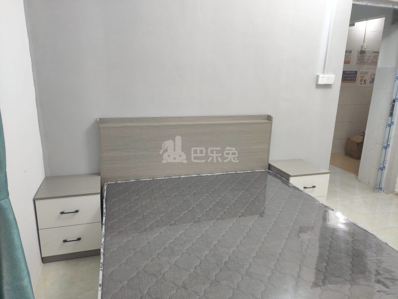 龙诚汇物业（龙洞村龙洞西街宝华里1号）4148071卧室图2