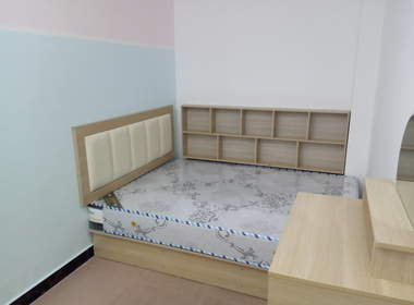 黄村莲溪里上二巷5号 