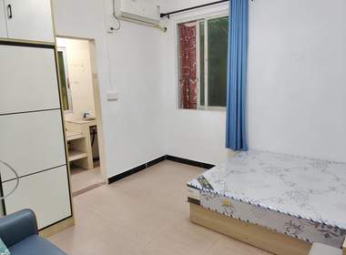 黄村莲溪里上二巷5号 