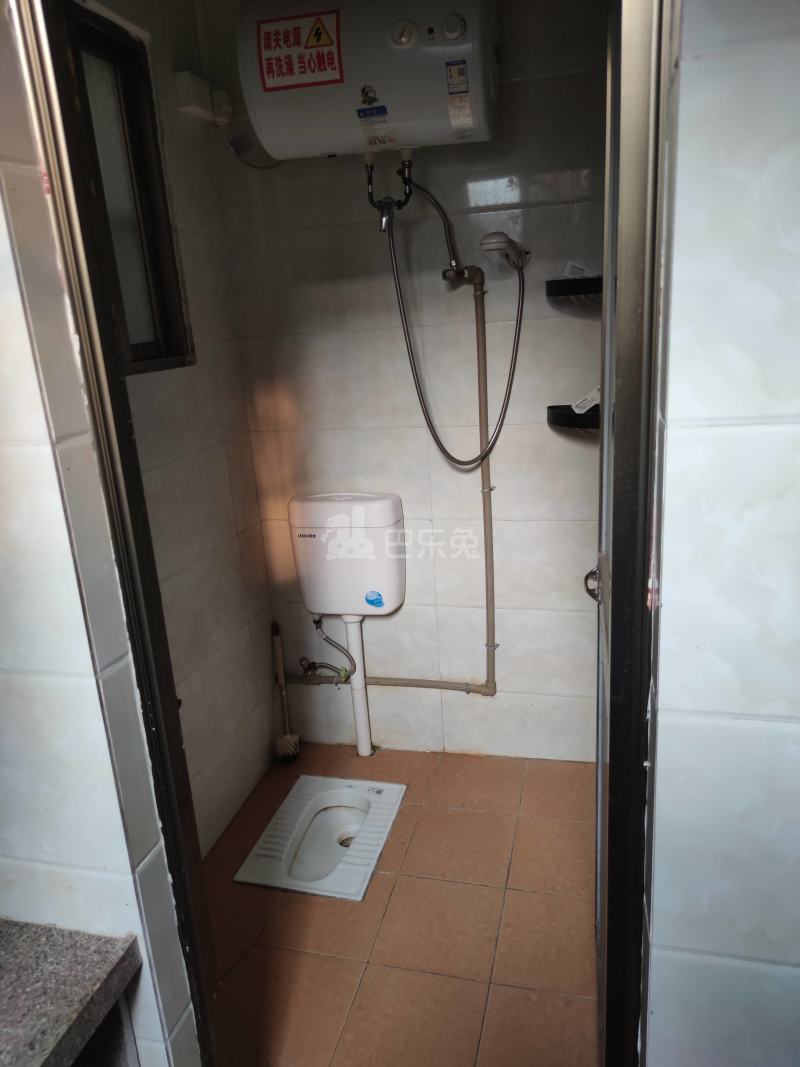 植村北约上街十六巷6号4184096卫生间图8