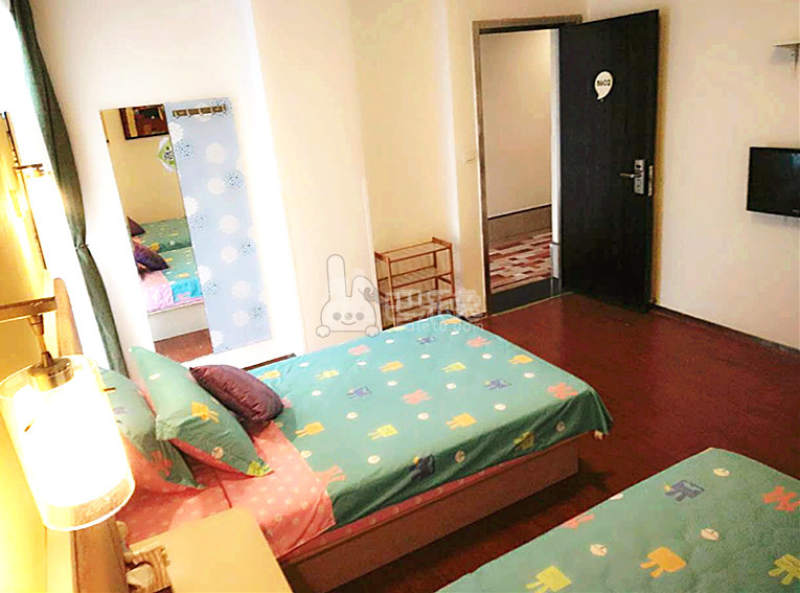 逗号公寓（广州番禺平康路店）4209107卧室图1