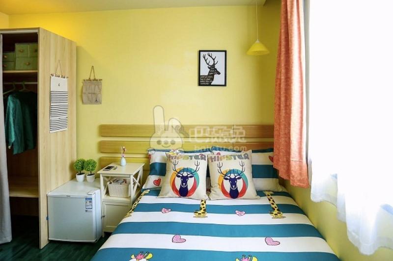 青巢公寓（广州番禺市桥步行街店）4209110卧室图0