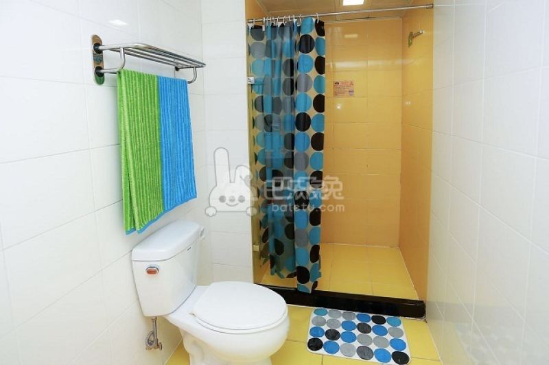 青巢公寓（广州番禺市桥步行街店）4209111卫生间图2