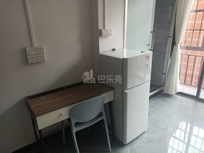 尚庭公寓（大山村周岸坊前街4号）4212791客厅图5