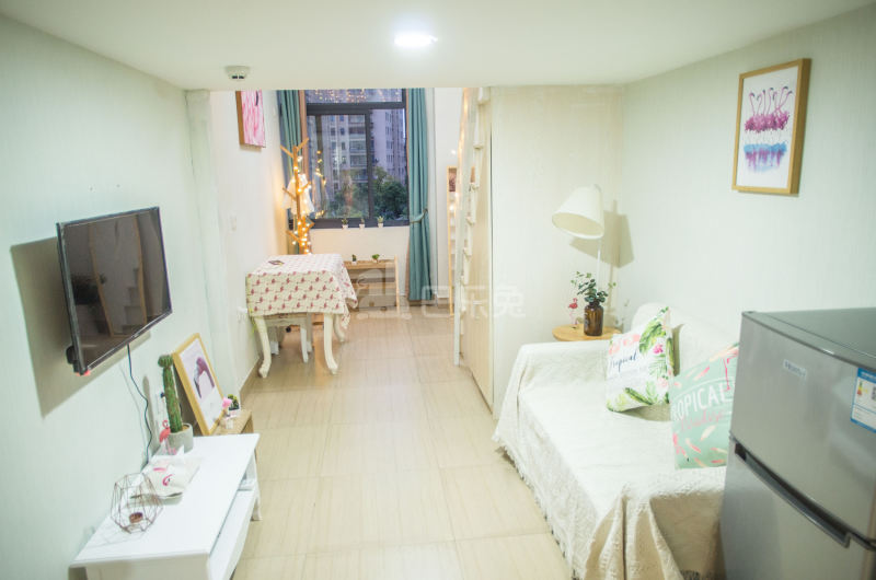 E+青年公寓（乐购店）4214053客厅图2