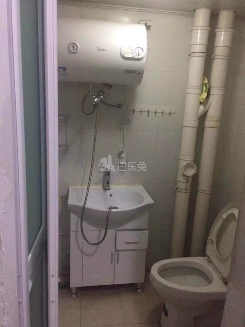 和达精装公寓4214773卫生间图4