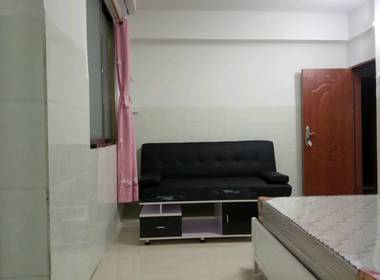 礼村维新街三巷6号 