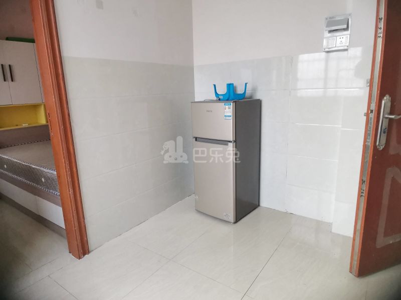 礼村维新街三巷6号4214898客厅图5