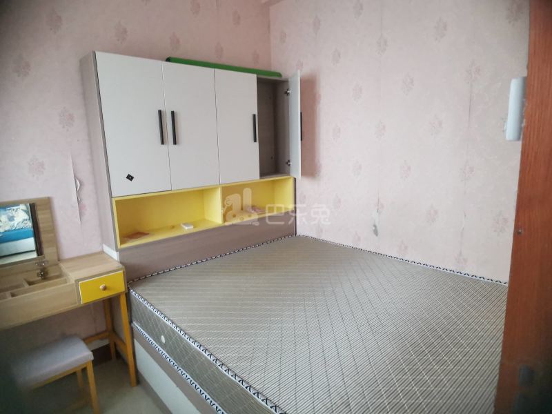 礼村维新街三巷6号4214898卧室图0