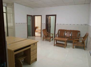 龙诚汇物业（龙洞村龙洞山庄大街6号） 