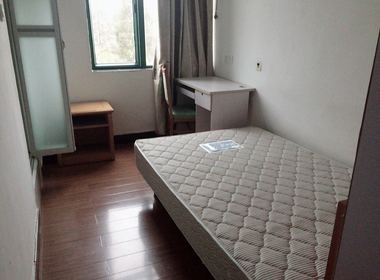 瑶瑶公寓 1室0厅1卫