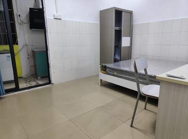 黄村莲溪里上五巷10号 