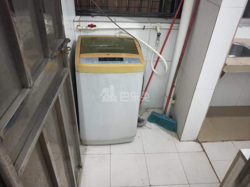 黄村东明里马路边4号4233100客厅图8