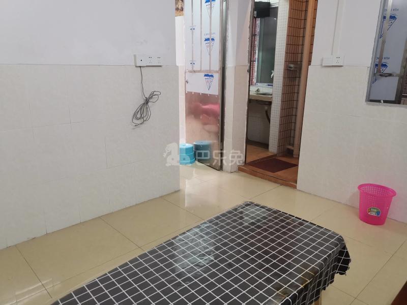 黄村西华里一巷8号4233743客厅图10