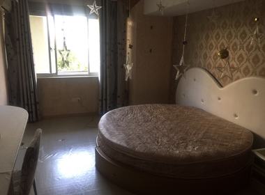 119号公寓 1室0厅1卫