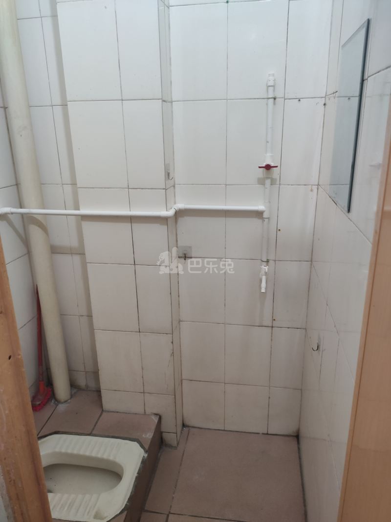 黄村叙福里一横1号4237064卫生间图8