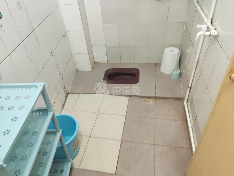 阳光公寓（龙洞村龙洞聚贤小区力竹堂西1号）4245326卫生间图6