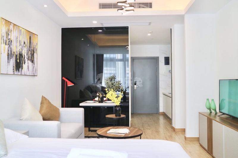 优屋美宿（火车东站天城路店）4245965卧室图0