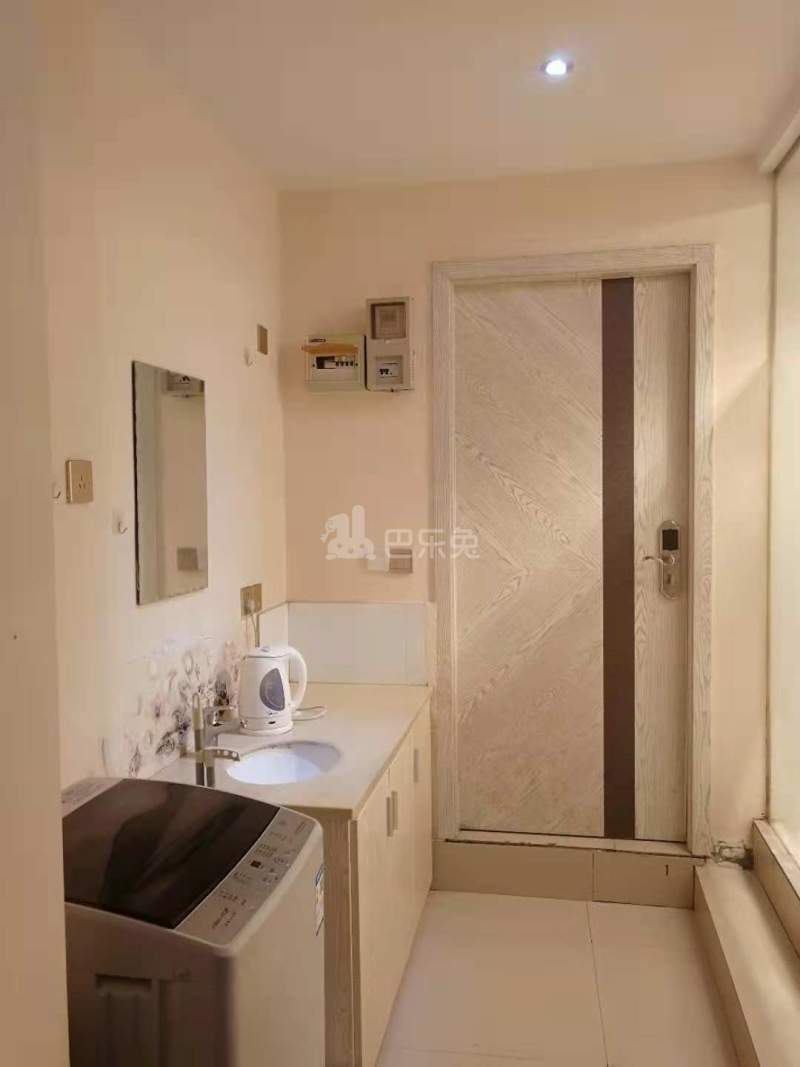 Me+蜜家公寓4252105卫生间图3