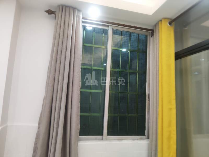 满意公寓（上社东升大街五巷21号）4252873卧室窗户图12